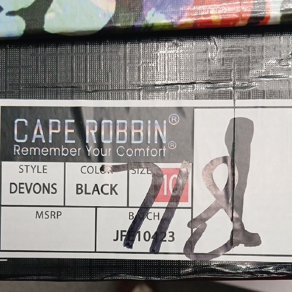 CAPE ROBBIN DEVONS LEGGINGS WITH LUG SOLE BOOTS ATTACHED - Picture 5 of 8